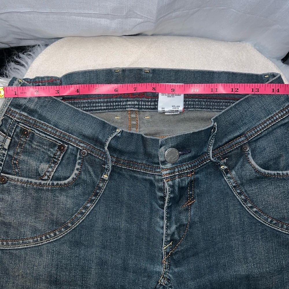 Vintage Levi’s Red - Picture 10 of 12